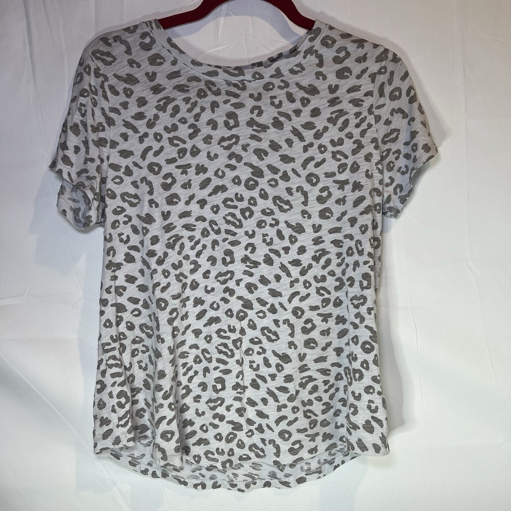 Old Navy T Shirt Women's Medium M Gray Black Leopard Print Short Sleeve Stretch